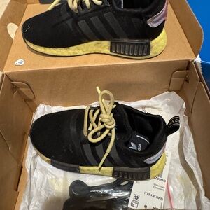 Adidas NMD R1 - Kids Black and Yellow Sneakers - size 9